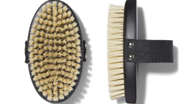 Keys Soulcare Energizing Dry Body Brush, Gently Exfoliates & Opens Pores for Soft, Smooth, Brighter & Glowing Skin, Vegan, Cruelty-Free